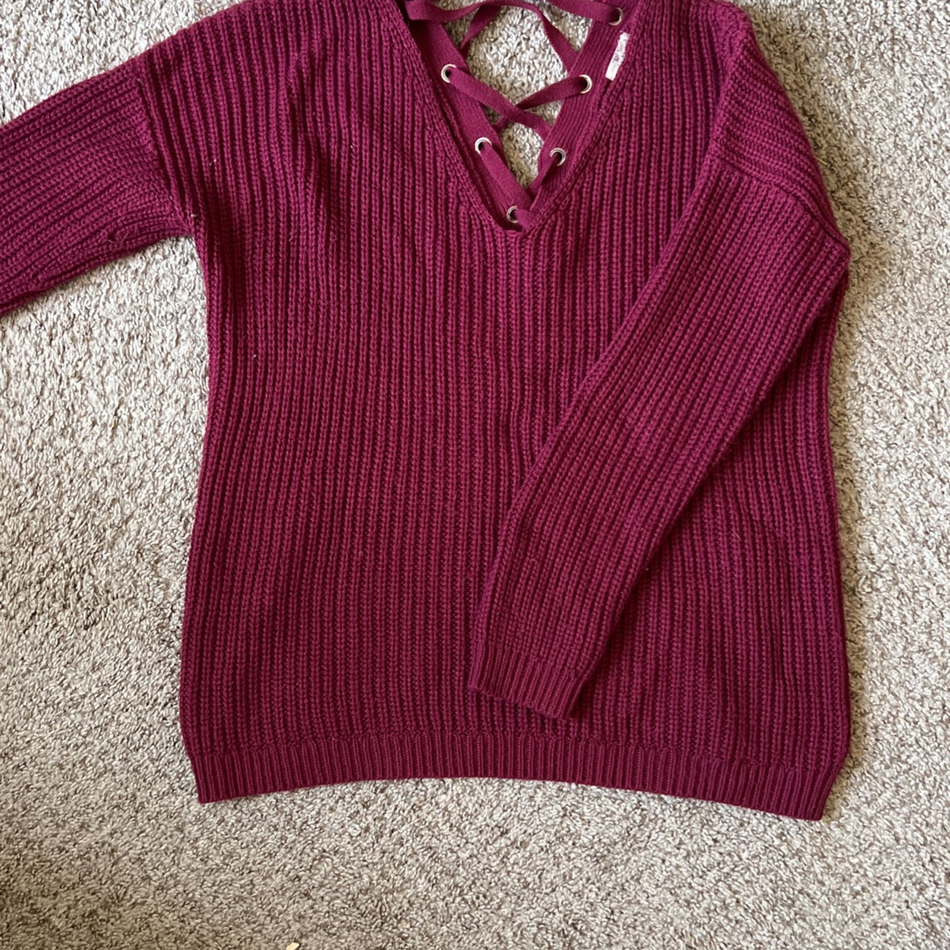 Ladies Fuchsia Knitt Sweater With Lace Back 