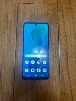 Large Screen Motorola 128Gb 5G Phone- Unlocked For Any Company