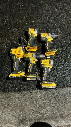 Used DeWalt Lot 