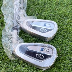 New Sealed USKG US Kids Golf TS5 Tour Series 6 & 8 iron for kids 60”-63” tall