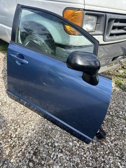 2006/2011 HONDA CIVIC  4 DORS PARTS ONLY