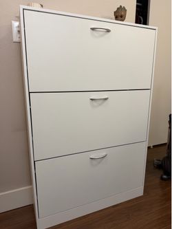 Shoe storage Cabinet - No damages