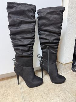 Thalía Sodi High Knee Boots