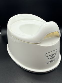 BabyBjörn Smart Potty – WhiteGray (Travel)
