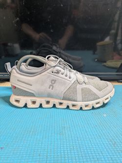 On Cloud 5 Terry Women’s Size 9.5 Glacier Lunar Running Shoes Sneakers Comfort
