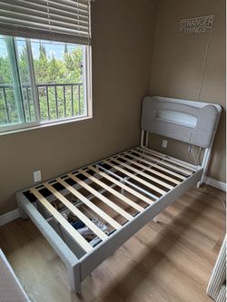 Twin bed like new