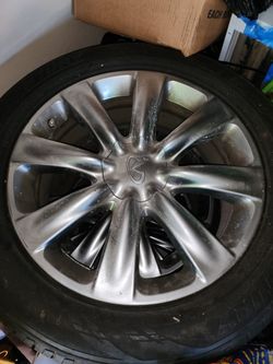 Fx 35 And 45 Rims 20s And tires