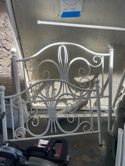 Twin size metal bed frame, white