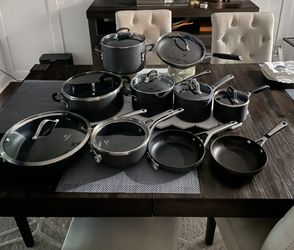 Calphalon Pans for Sale in Snohomish, WA - OfferUp