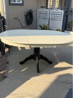 Farmhouse style table