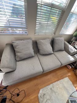 Modern Heather Grey 2-Piece Couch Set (Sofa + Loveseat) – Excellent Condition