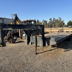 Gooseneck Flatbed Trailer