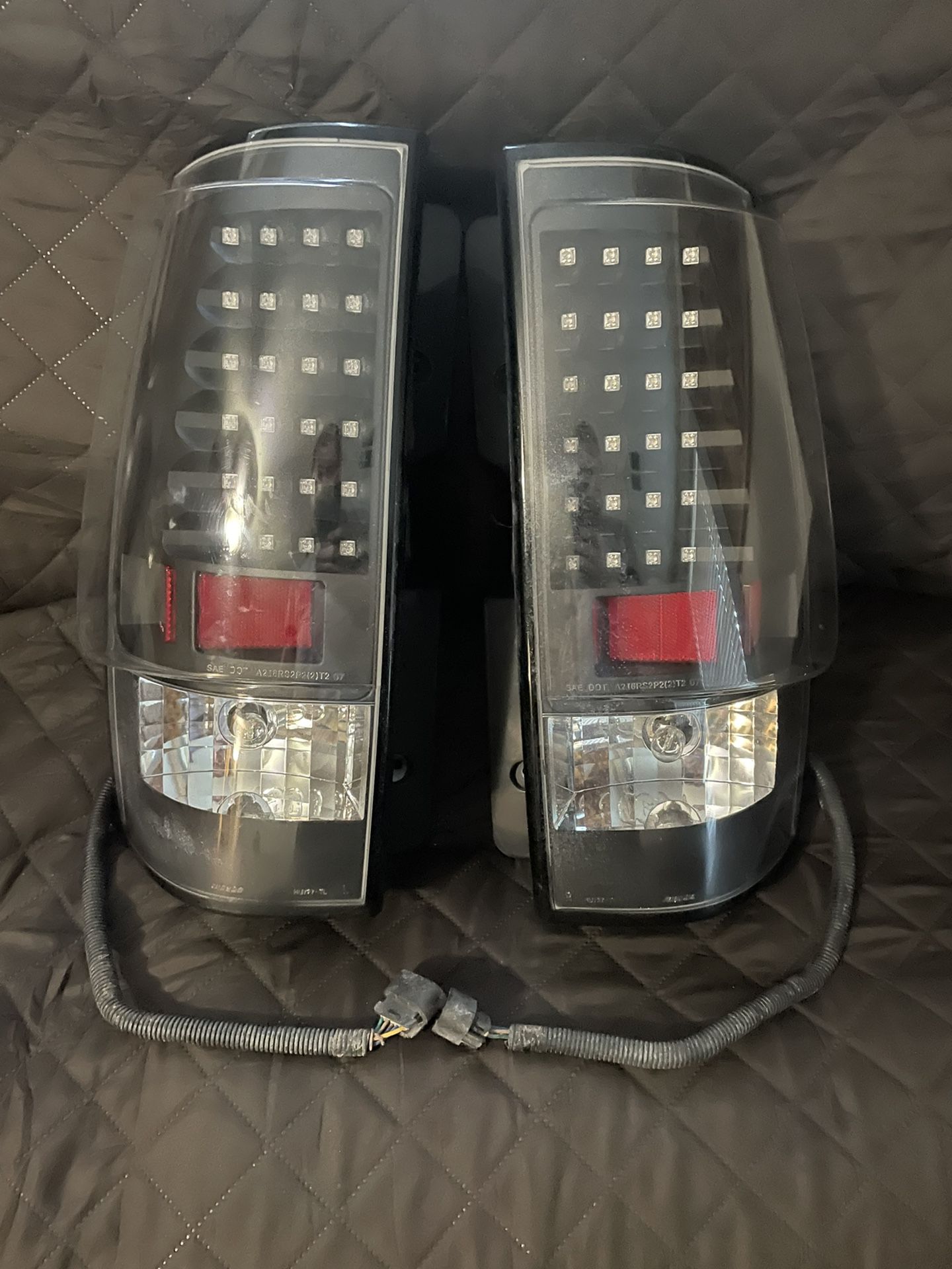 2007 Chevy Tahoe Tail Lights