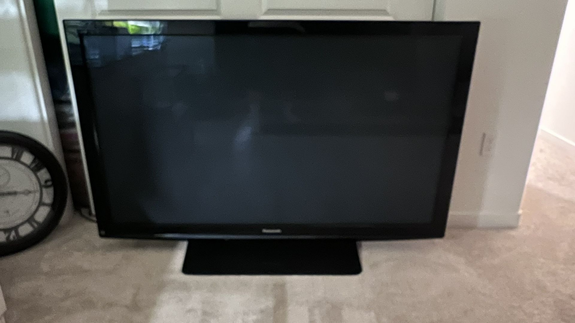 65” Plasma tv - Panasonic