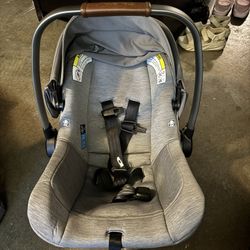 NUNA Baby Infant Car Seat w/ Base Back Facing