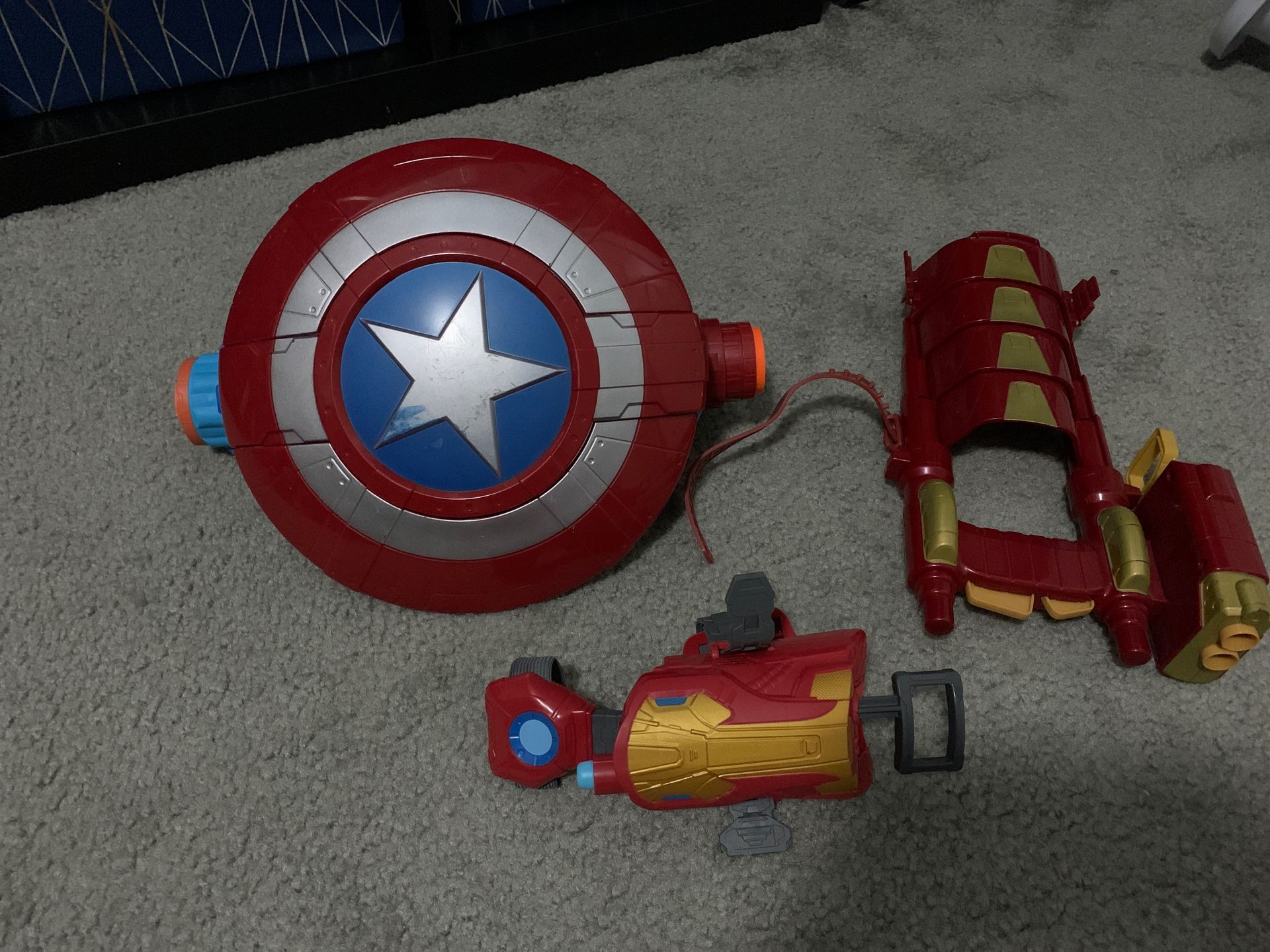 Captain America & Ironman Nerf guns