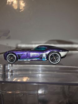 Hot Wheels DC Comic The Penguin Fast FeLion 2022