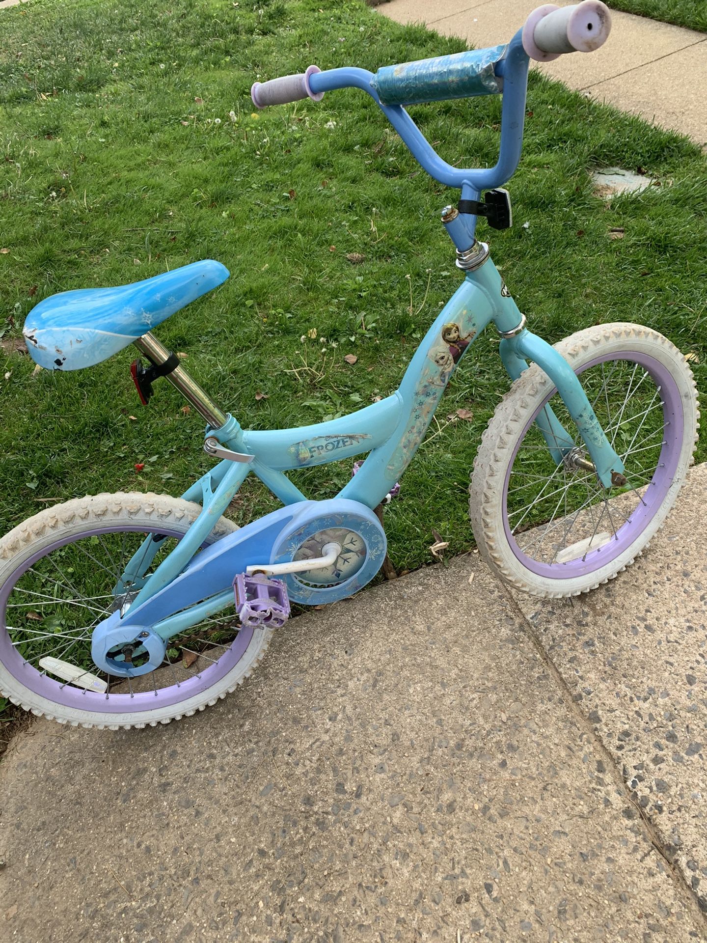 16 inch Girl’s Frozen Bike