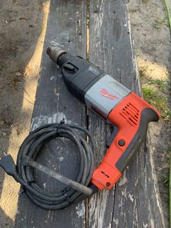 MILWAUKEE hammerDrill .