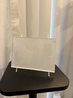 New Modern Clear Glass Picture Frame by Isaac Jacobs (5” x 7”)