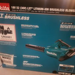 Makita 40V Leaf Blower 