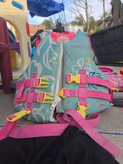 Speedo child's life jacket, thirty to fifty pounds