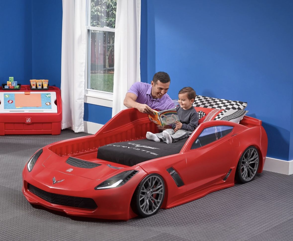 Pre Loved Corvette Car Bed w/ 8” Thick Mattress