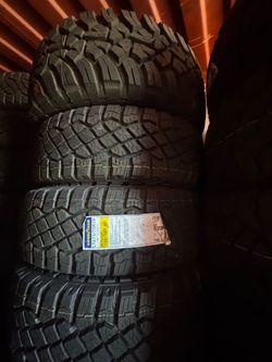 LT275/70R18 GOODYEAR WRANGLER TERRITORY MT