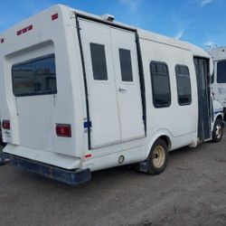 1999 Chevrolet Express 3500