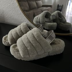 Ugg Slides Women’s Size 6