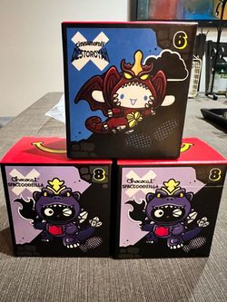 Sanrio x Godzilla Blind Box Figures – Lot of 3