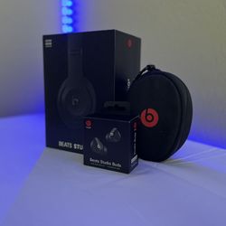 Beats Studio 3 - Beats Studio Buds - Carrying Case