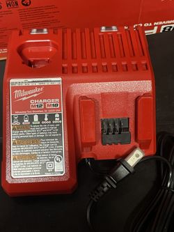 MILWAUKEE M12 -M18 CHARGER  NEW OUT THE BOX NEVER USED 
