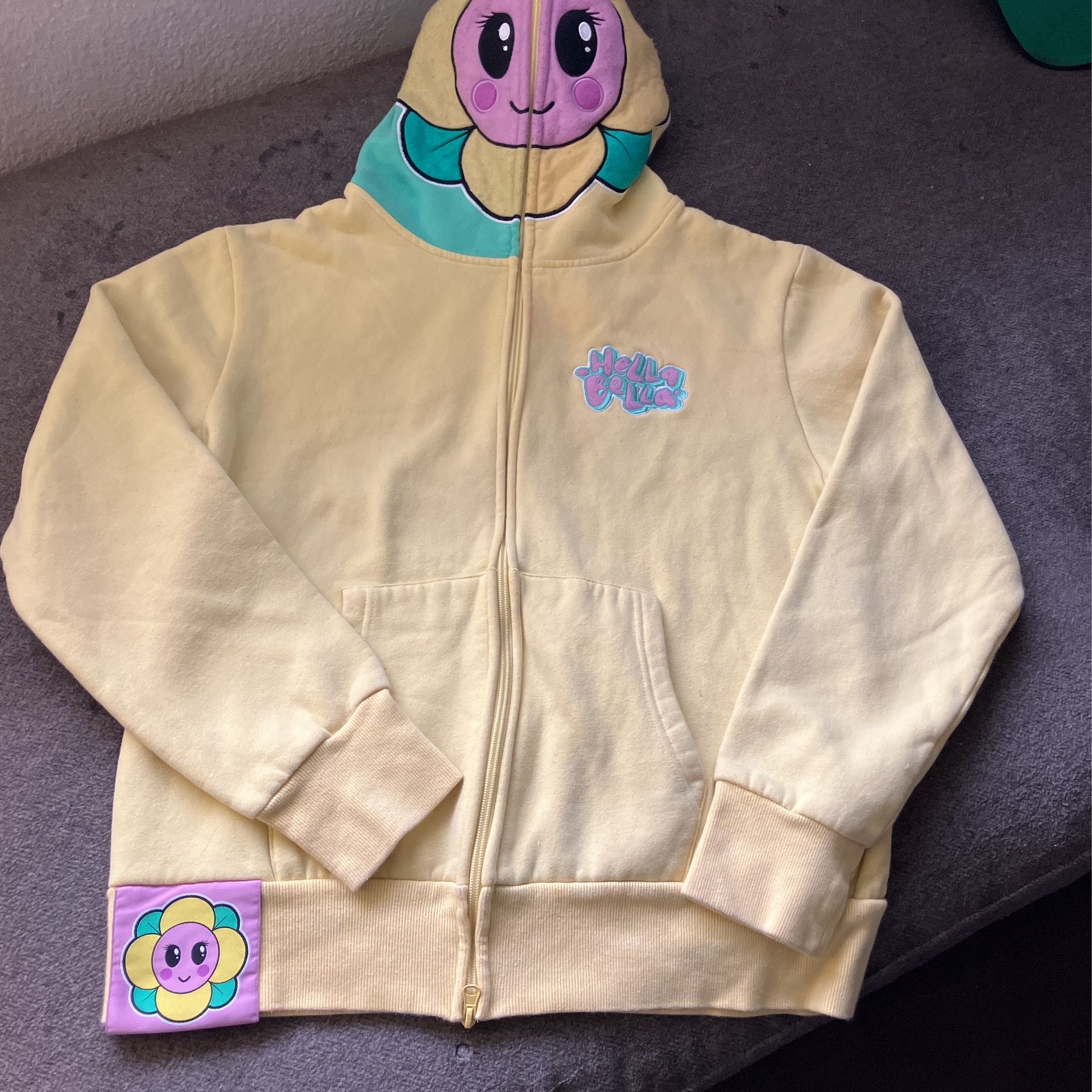Hellabella Hoodie