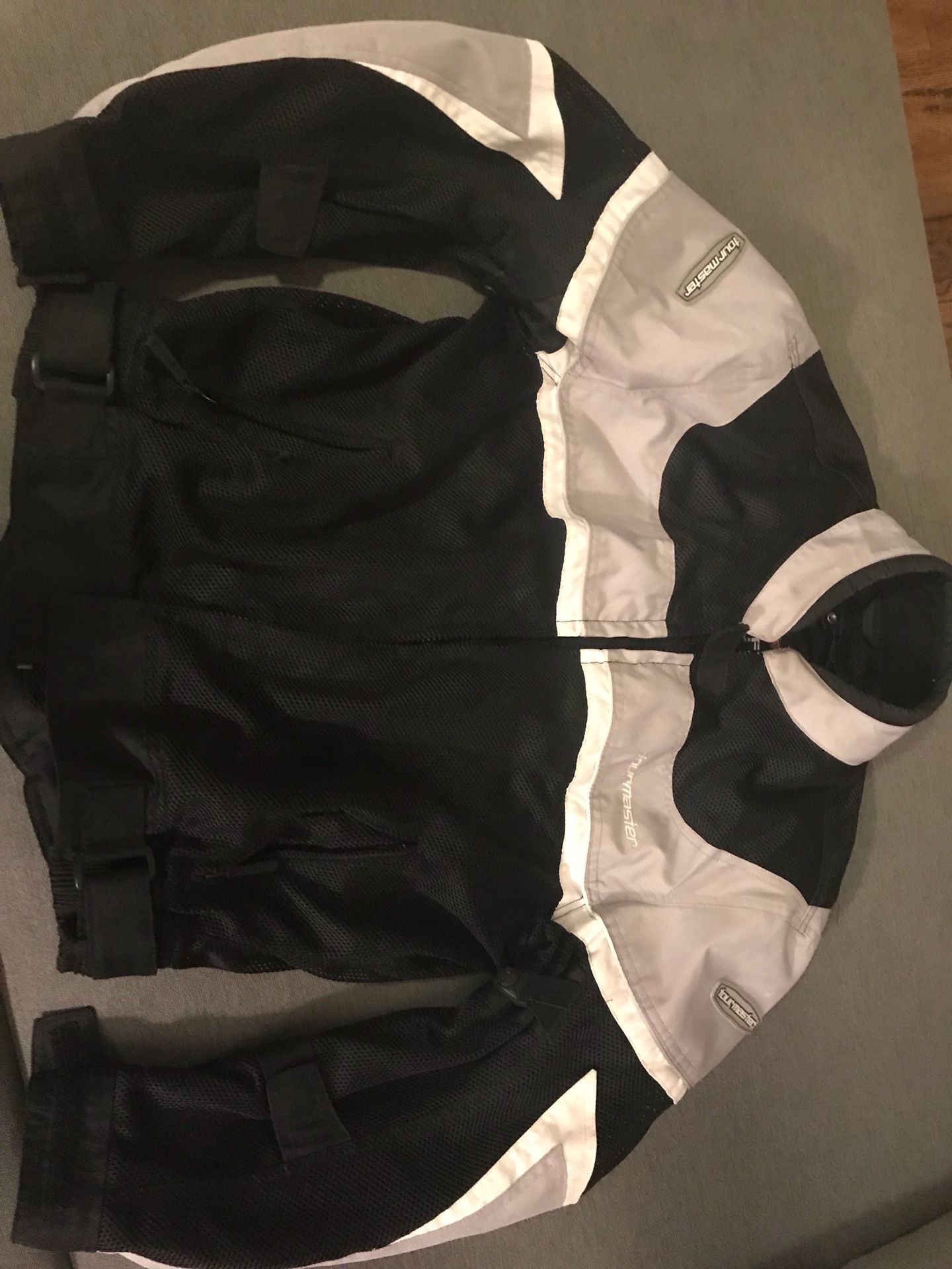 Motorcycle jacket: Tourmaster Draft size small/40