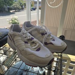 Adidas YUNG-97 size 7.5 Mens