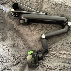 🌿 Sun Visor Car Phone Holder – 360° Rotating Mount 🌿