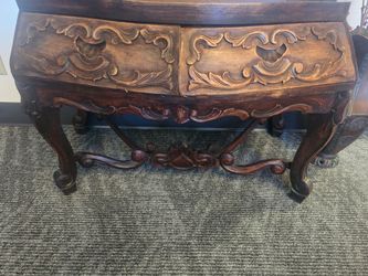 Solid wood furniture