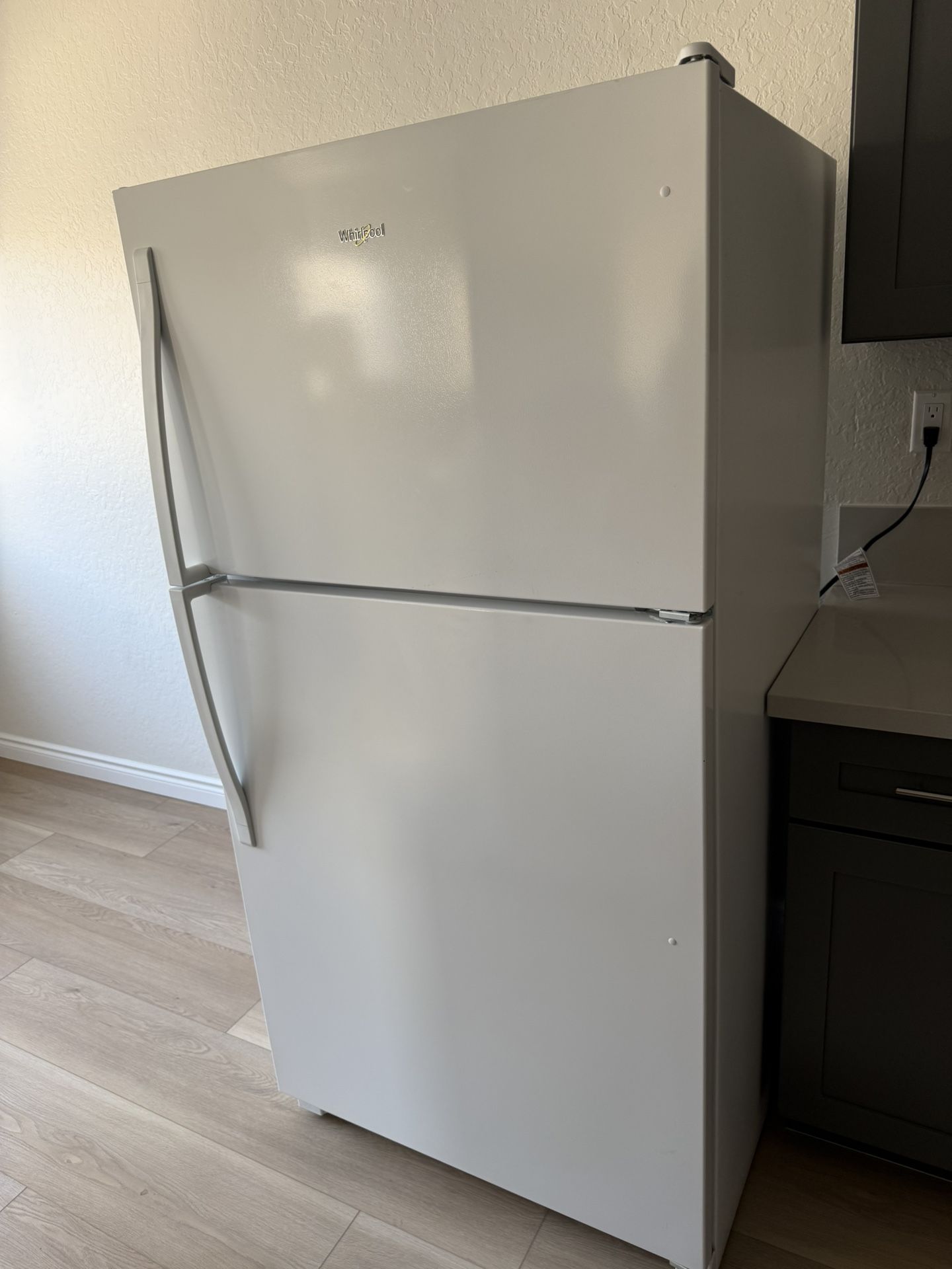✨ Brand New Whirlpool Fridge – Price Flexible!