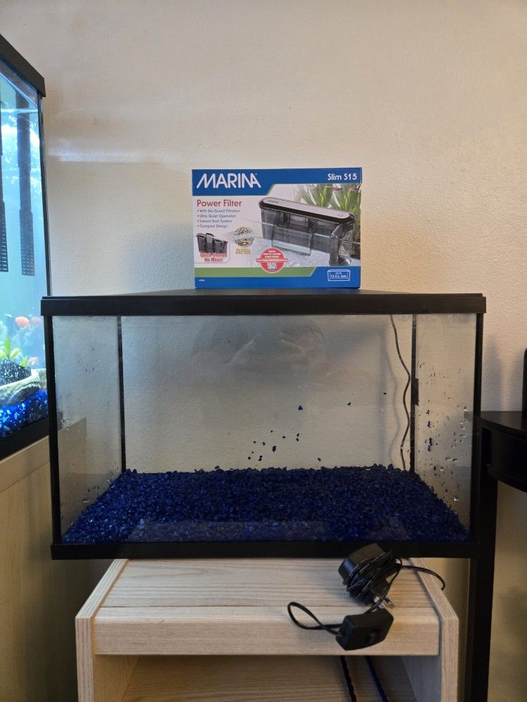 10gal aquarium W/filter and gravel