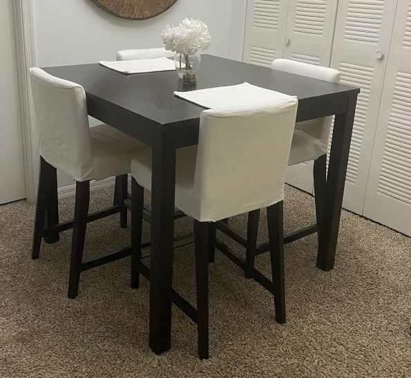 Table And Chairs