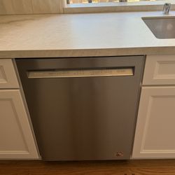 Kitchen Aid Dishwasher 
