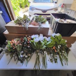 Decorarive Floral and Cermanic Vases Flowers Pot