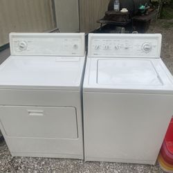 Good working kenmore heavy duty super capacity plus washer dryer set