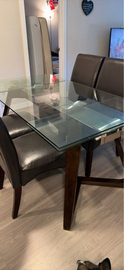 Dining Table Set