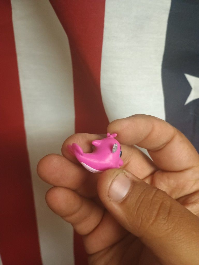 Hatchimals mini SML pink dolphin toy figure glitter