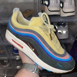 Sean Wotherspoon 97/1 Nike (9US) Fits Like a 9.5