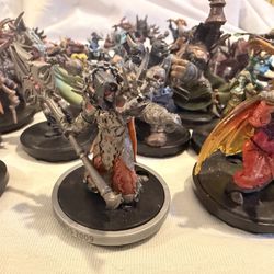 World Of Warcraft Figures (WOW) And Cards 