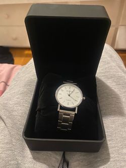 Modiya watch