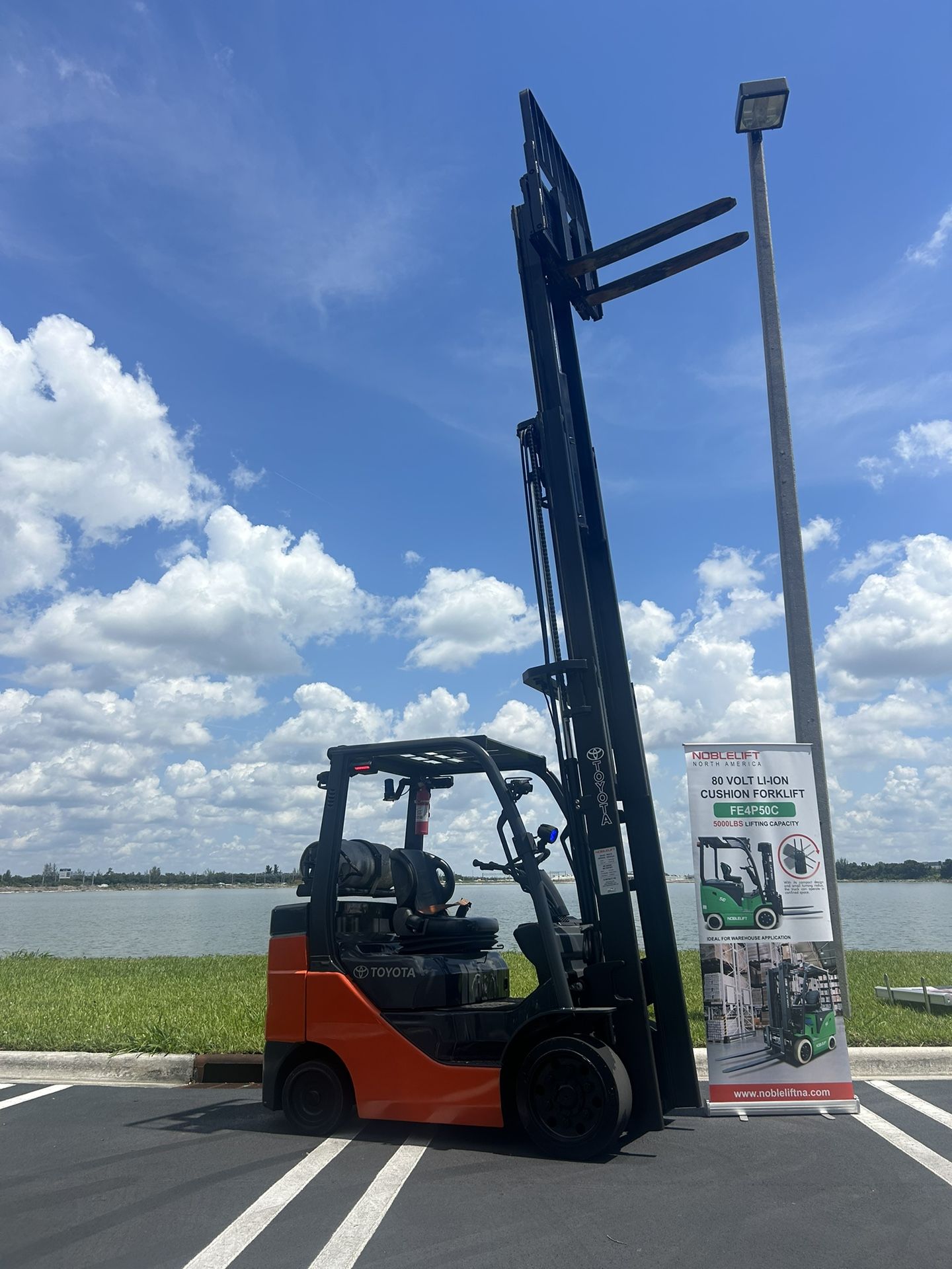 Toyota Forklift For Sale 2022